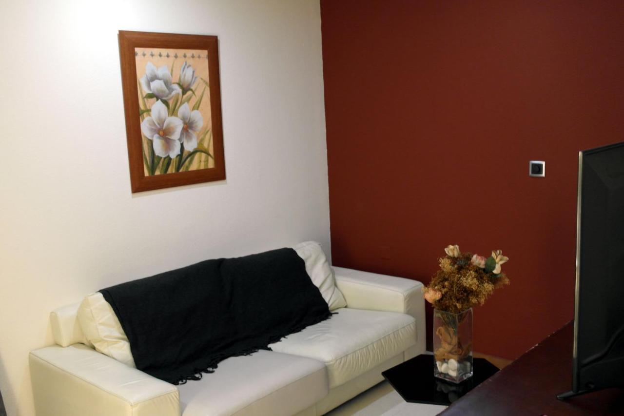 Hotel Jm Jardin De La Reina Guillena Dış mekan fotoğraf
