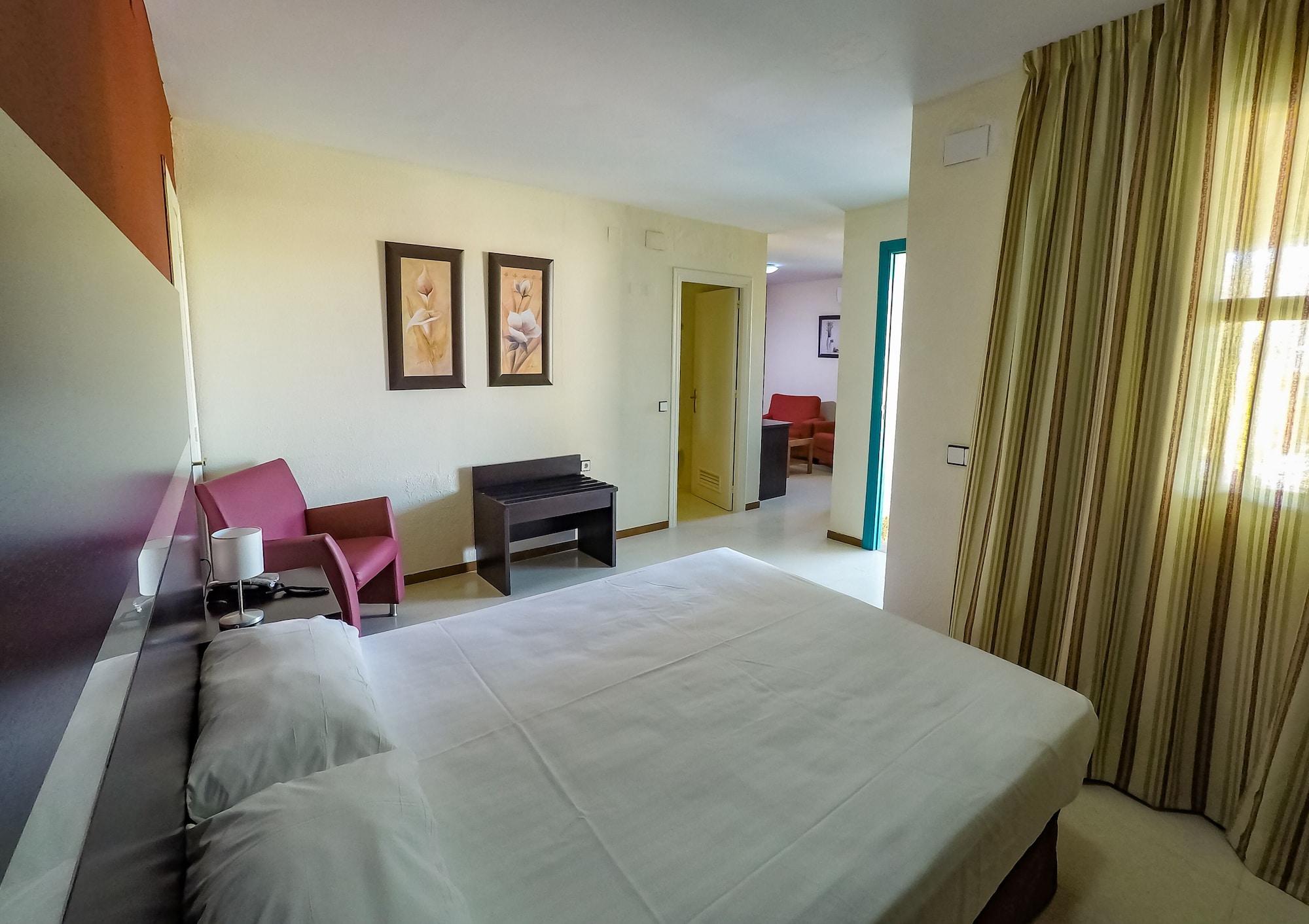 Hotel Jm Jardin De La Reina Guillena Dış mekan fotoğraf