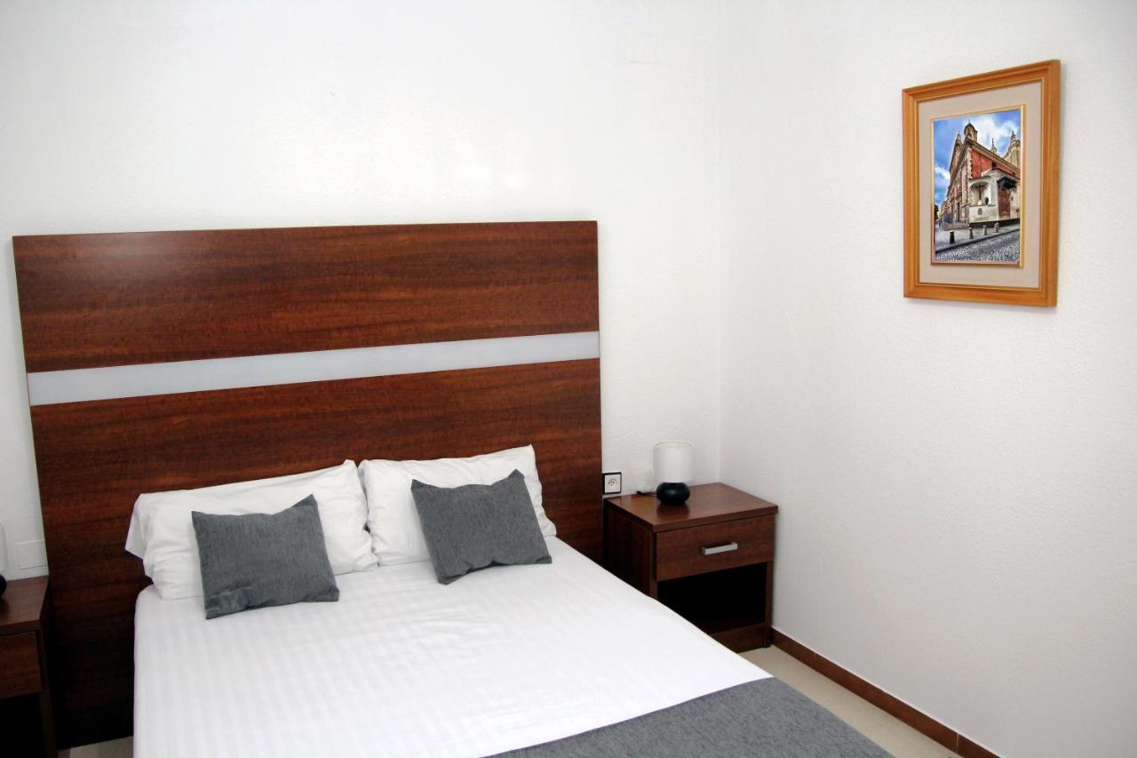 Hotel Jm Jardin De La Reina Guillena Dış mekan fotoğraf