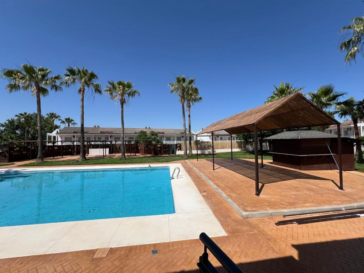 Hotel Jm Jardin De La Reina Guillena Dış mekan fotoğraf