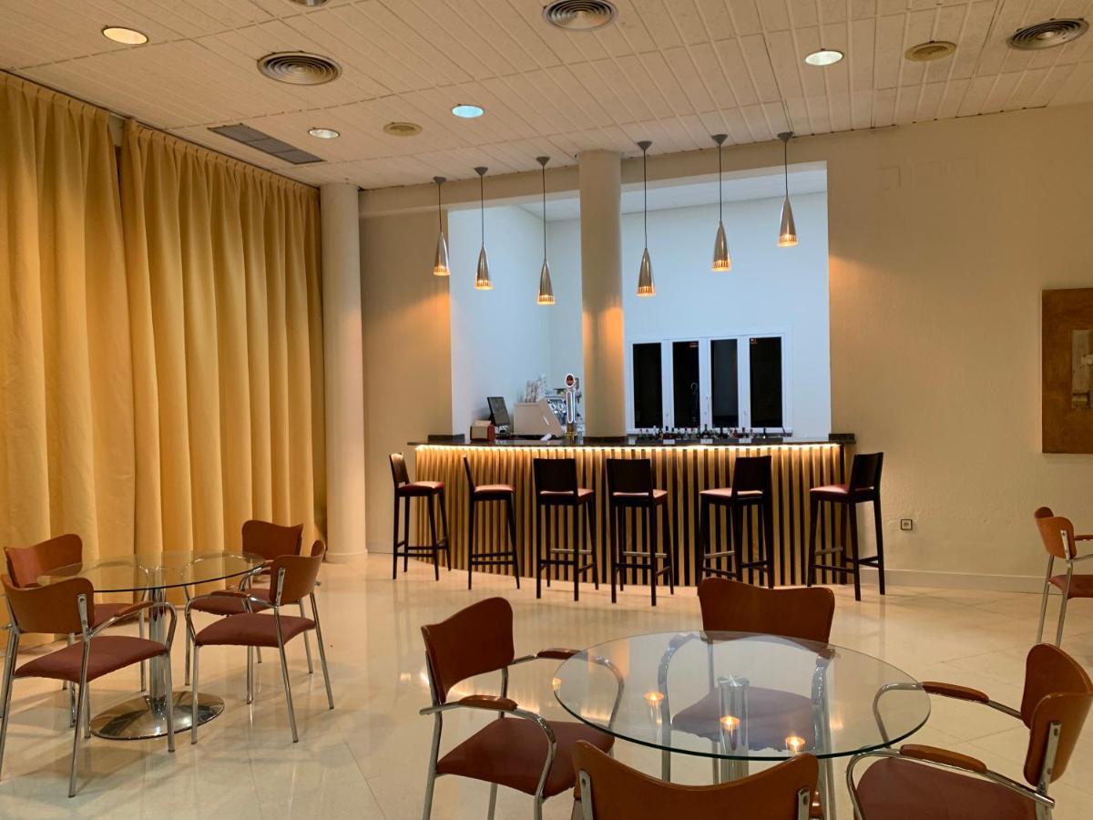 Hotel Jm Jardin De La Reina Guillena Dış mekan fotoğraf
